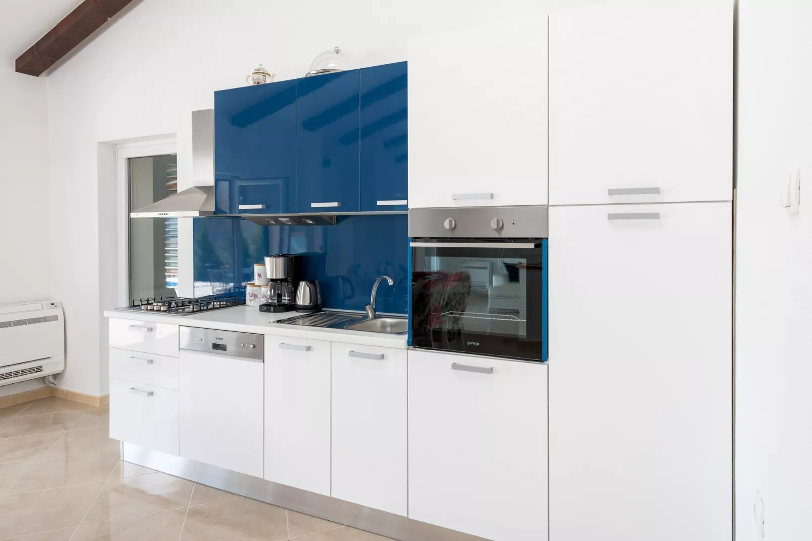 Villa Dea - Luxury Villa with Outdoor Swimming Pool-Cuisine
