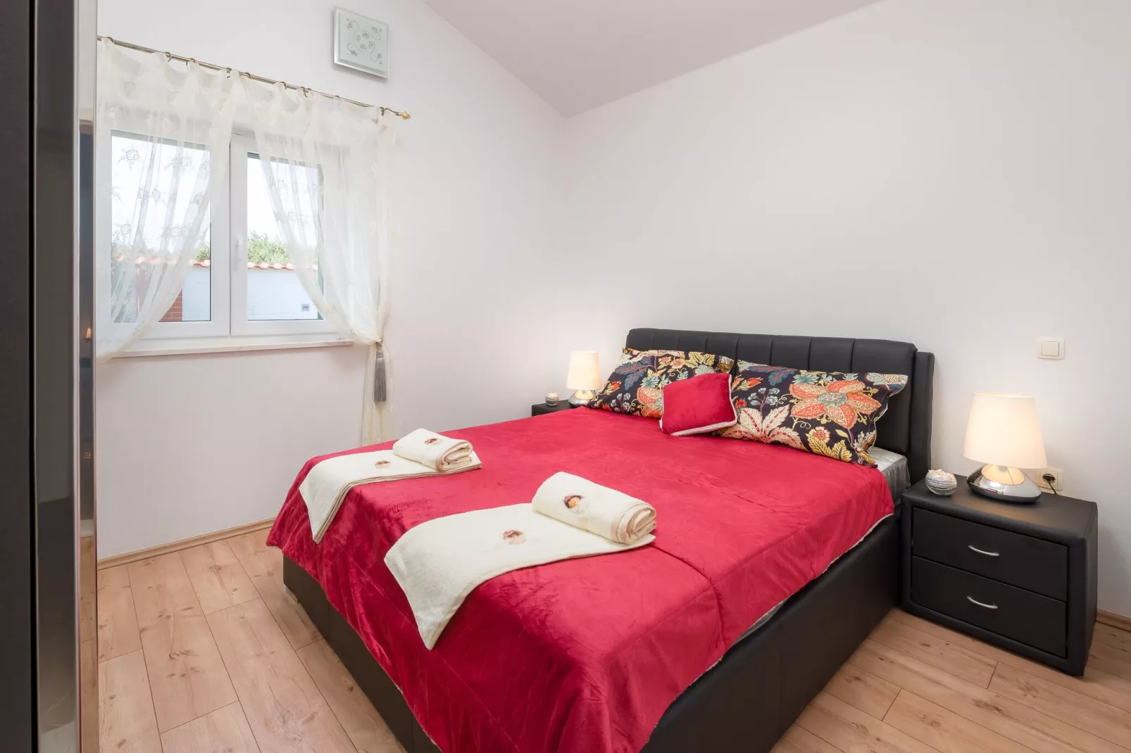 Villa Dea - Luxury Villa with Outdoor Swimming Pool-Chambre