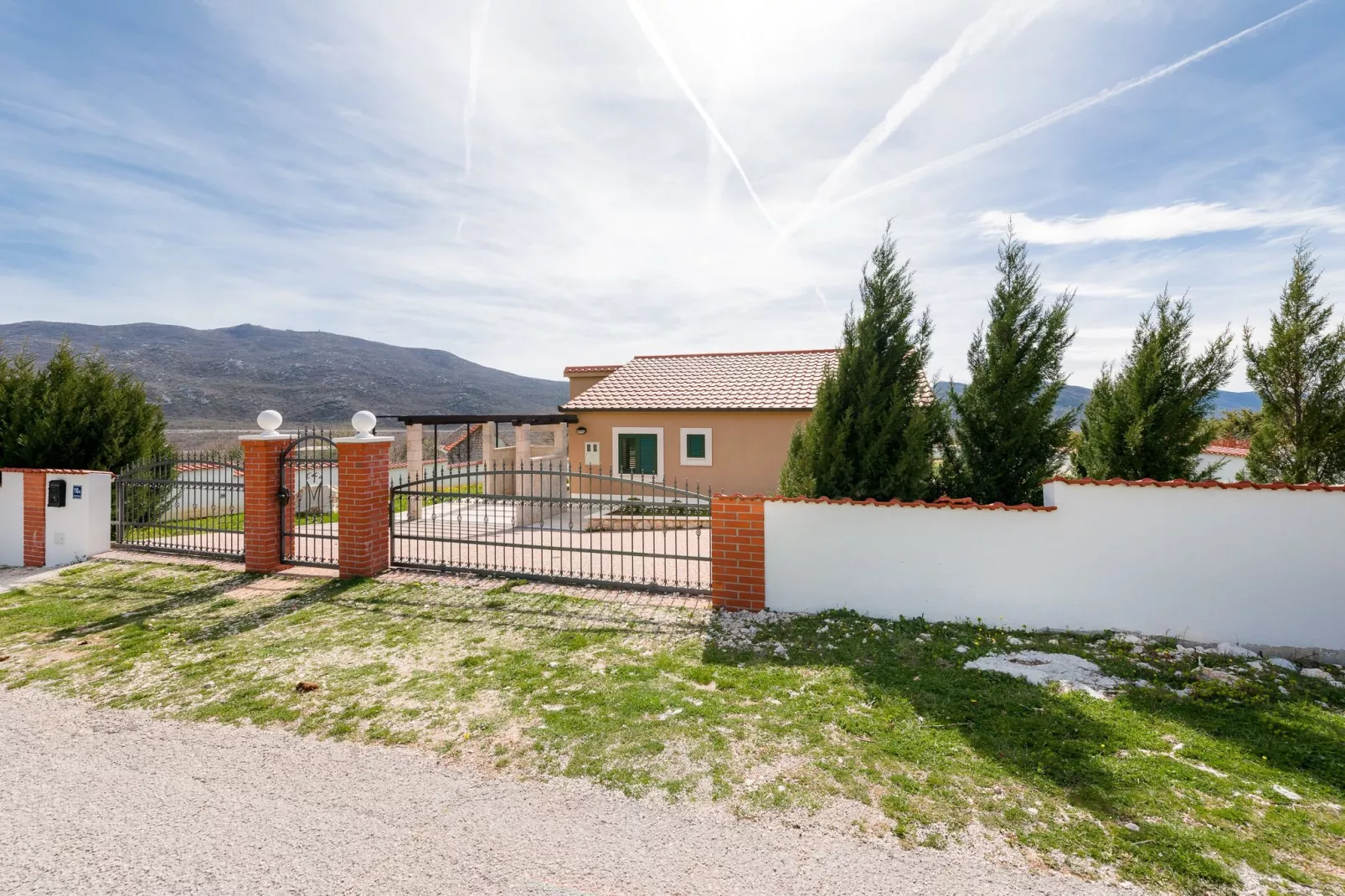 Villa Dea - Luxury Villa with Outdoor Swimming Pool-Extérieur