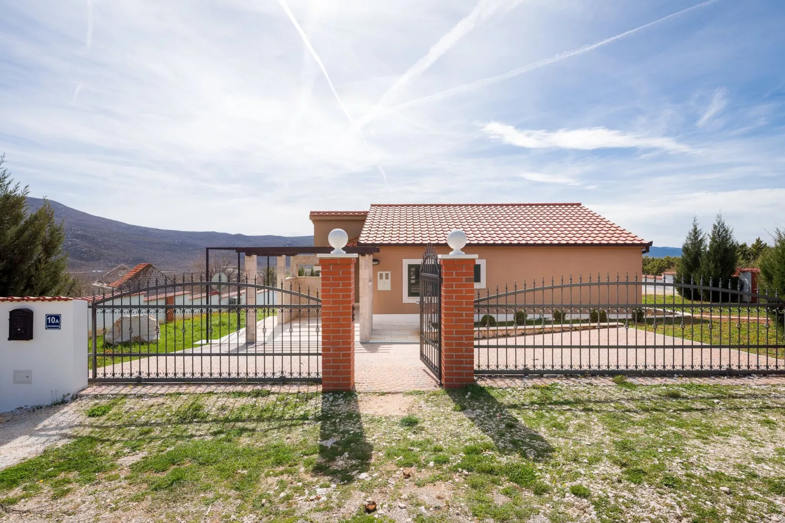Villa Dea - Luxury Villa with Outdoor Swimming Pool-Extérieur