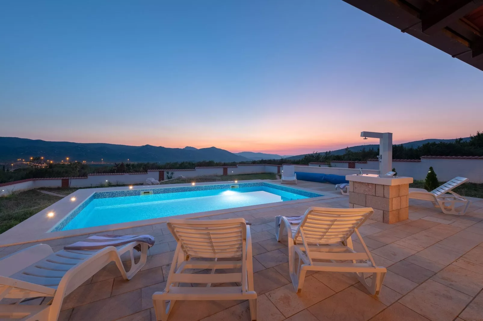 Villa Dea - Luxury Villa with Outdoor Swimming Pool-Piscine