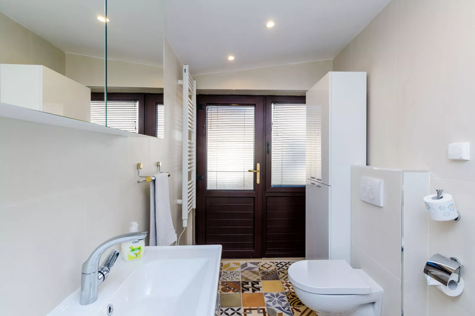Apartment & Room Sunset Beach - Double Room-Bathroom