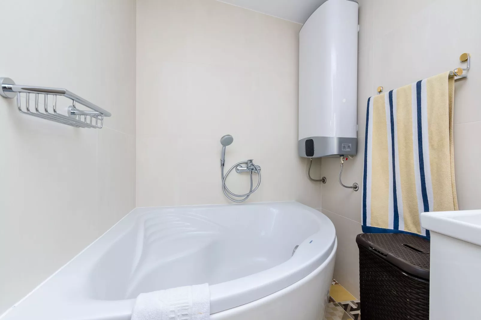 Apartment & Room Sunset Beach - Double Room-Bathroom