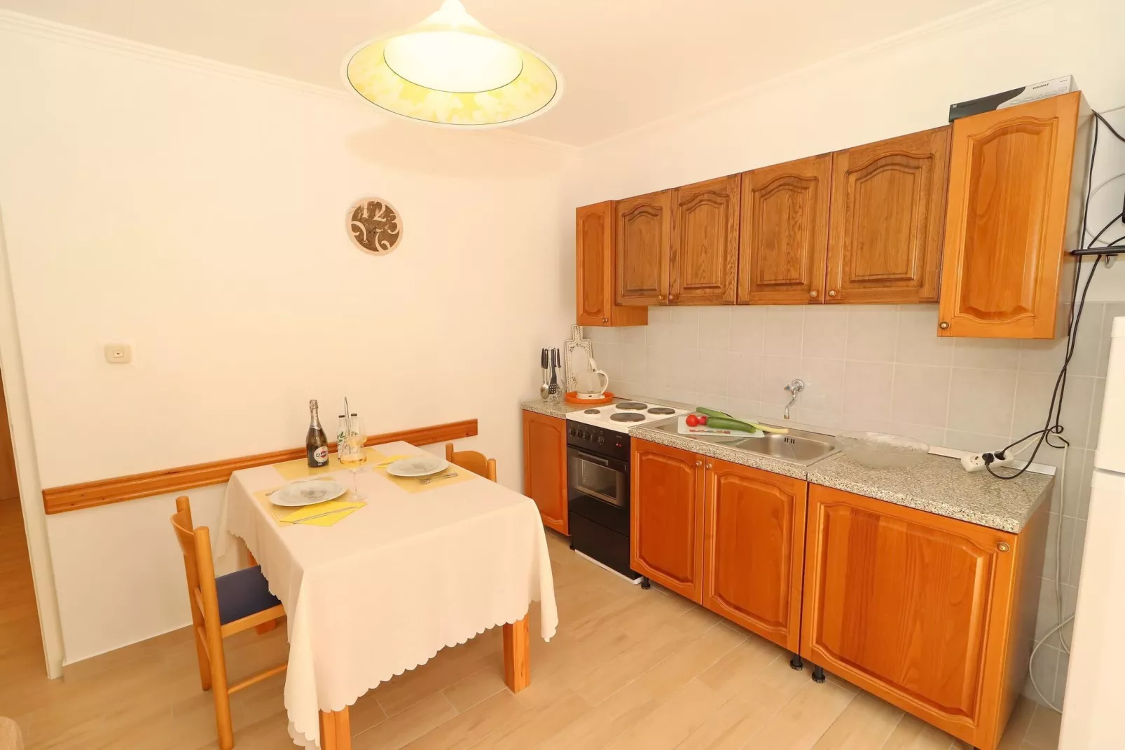 Apartments Villa Marijana - One Bedroom Apartment with Terrace and Garden View (Marijana 3)-Cuisine