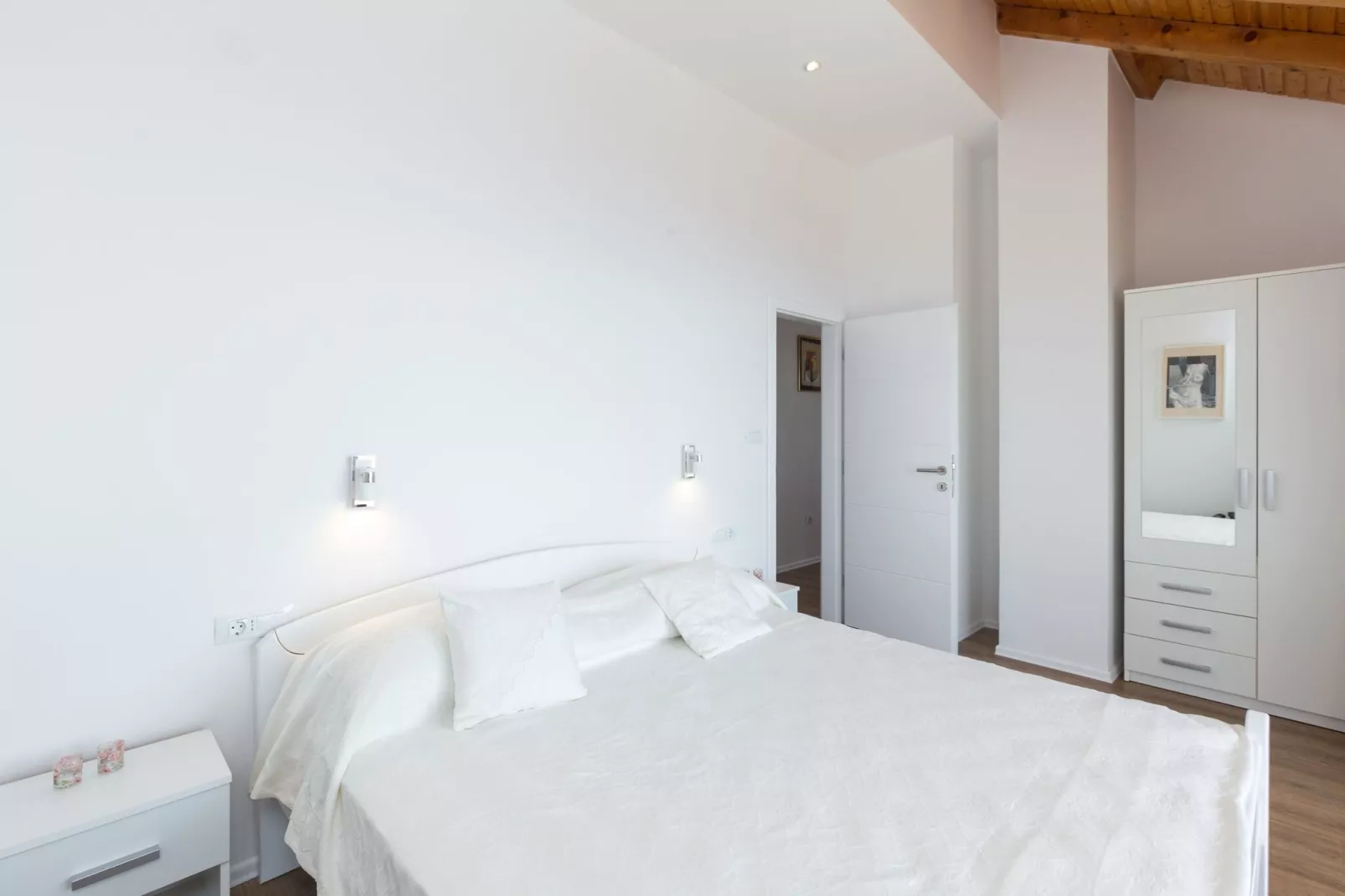 Apartment M&K - Two Bedroom Apartment with Balcony and Sea View-Bedroom