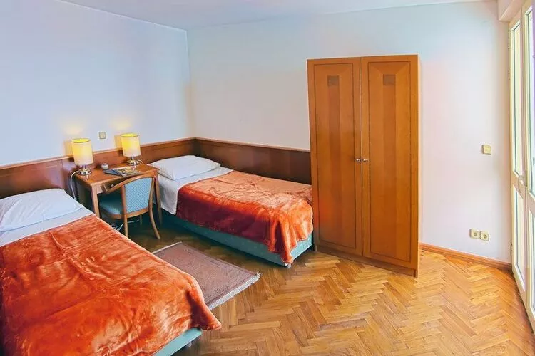 Apartments Sipa - Comfort Two Bedroom Apartment with Balcony and Sea View (Apartman B)-Bedroom