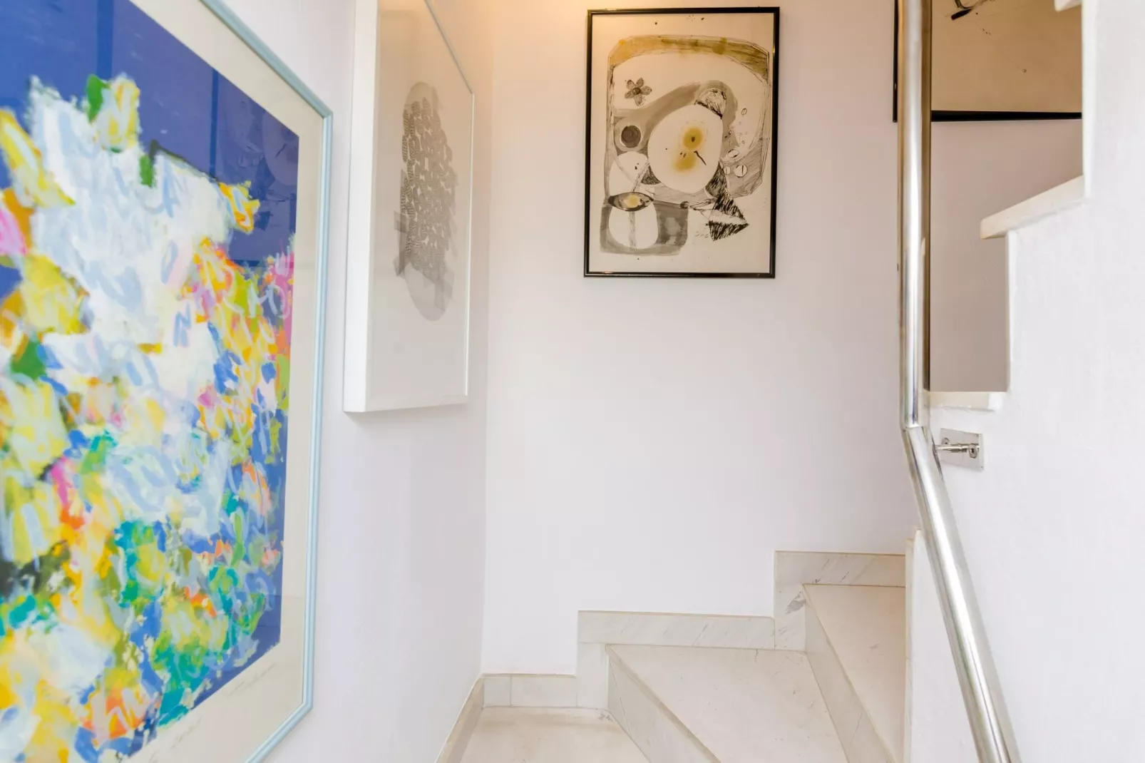 Art House Zanze- Two Bedroom Apartment with City View-Innen