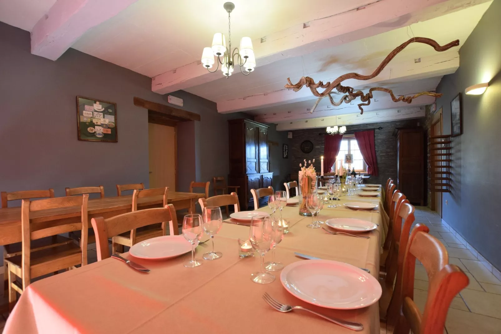 Le Clos Bagatelle-Dining room