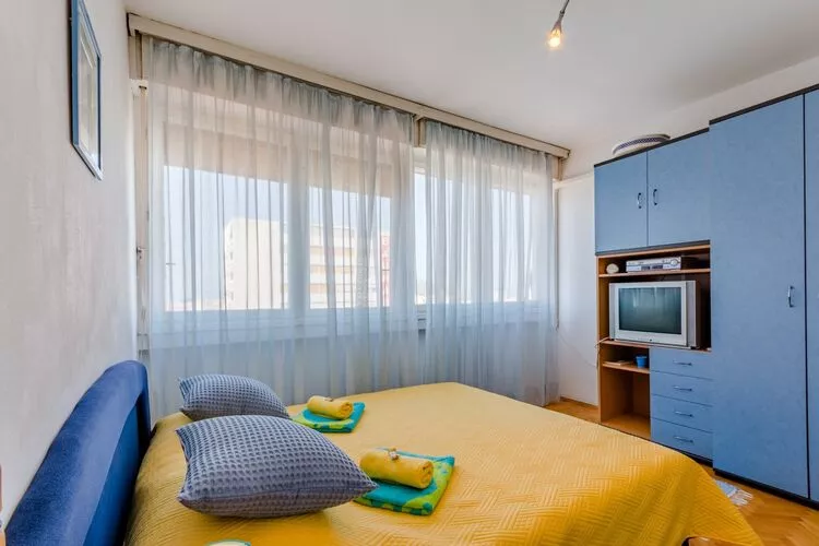 Studio Apartment Ecija (ST)-Bedroom