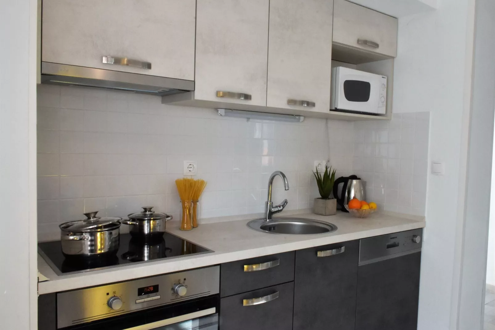 Apartment Meryl (ST) - Two Bedroom Apartment with Sea View-Kitchen