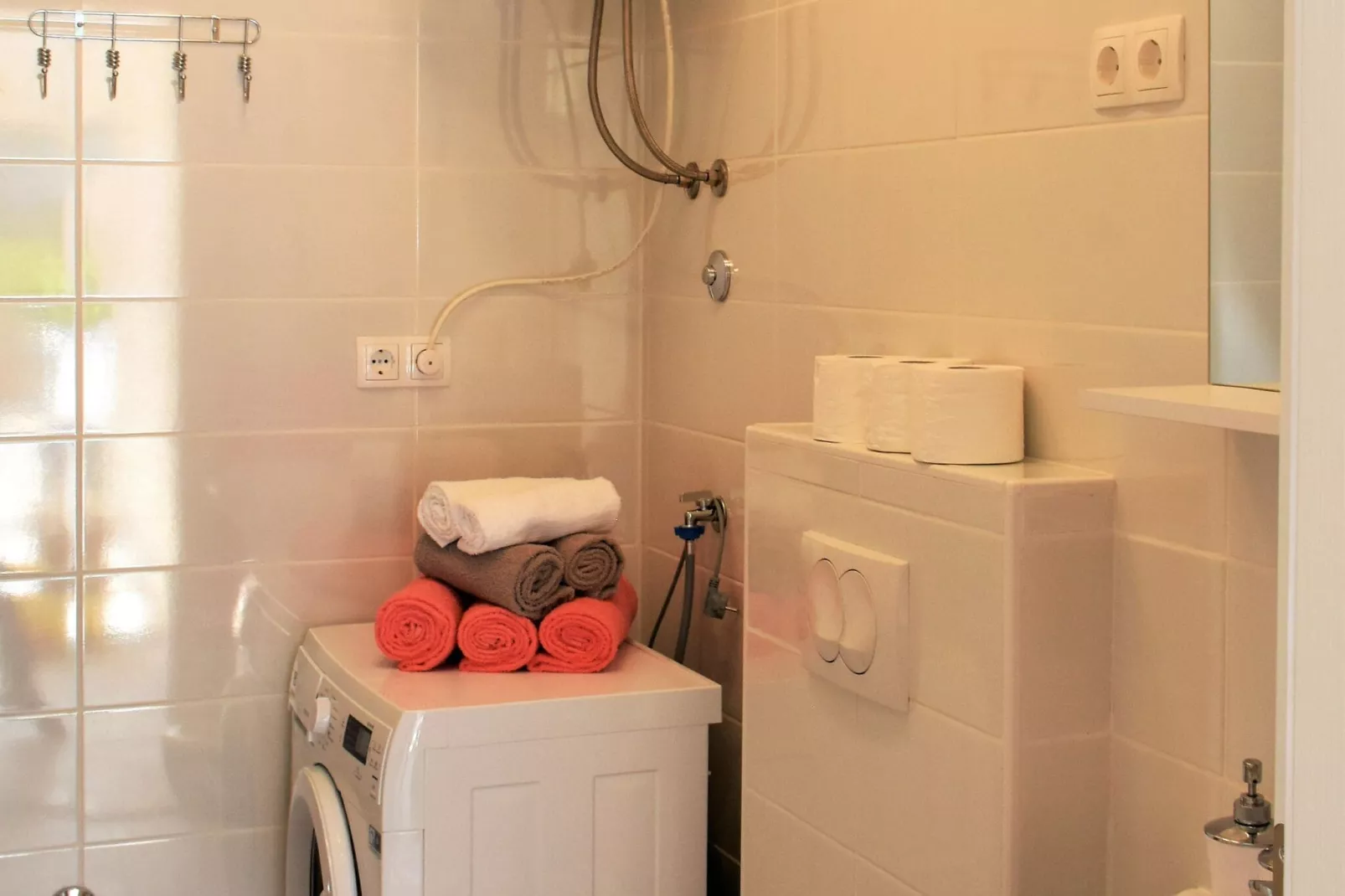 Apartment Meryl (ST) - Two Bedroom Apartment with Sea View-Bathroom