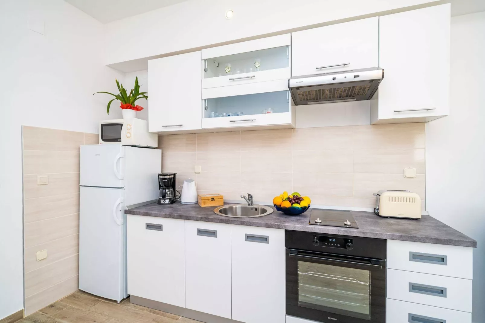 Apartments Blažević - One Bedroom Apt with Terrace-Kitchen