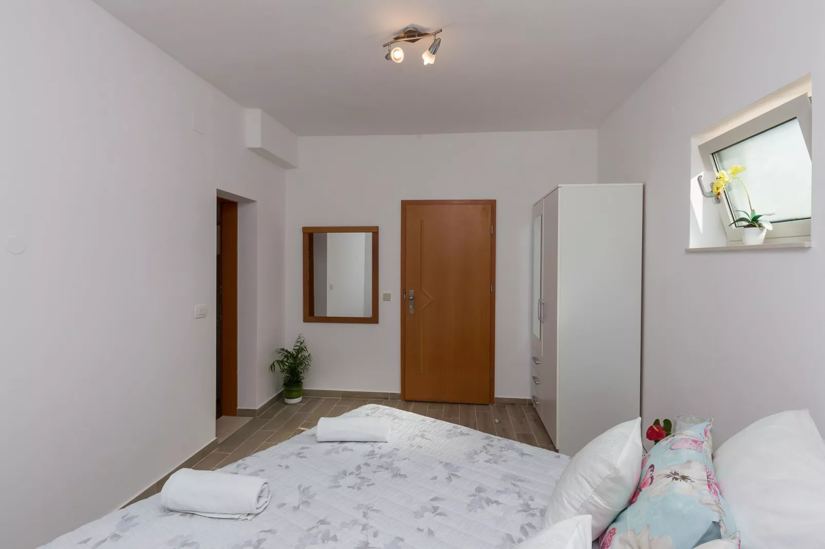 Apartments Blažević - One Bedroom Apt with Terrace-Bedroom