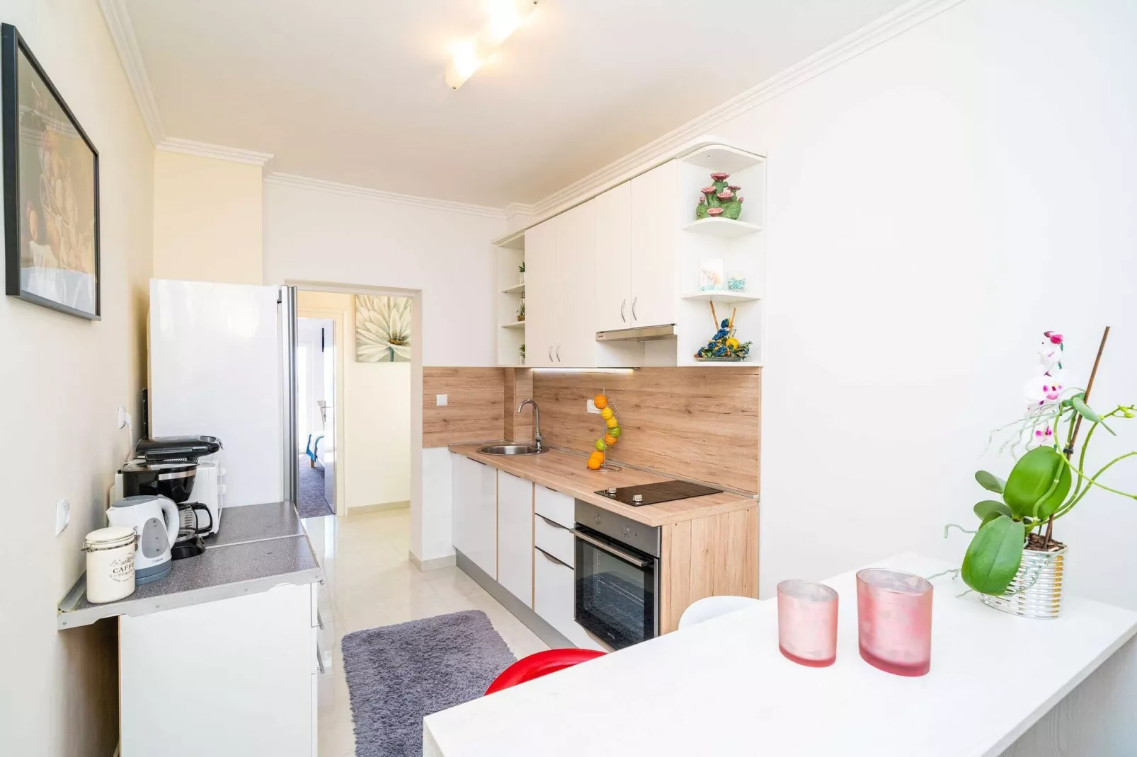 Apartments Blažević - Comfort Two Bedroom Apt with Hot Tub and Sea View-Küche