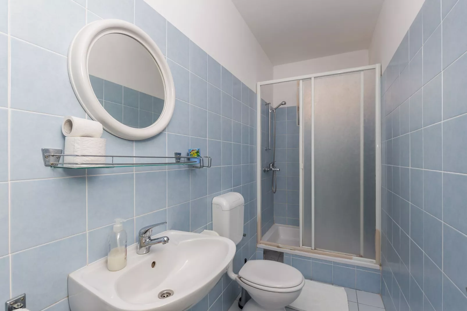 Beautiful Nest Rooms - One Bedroom Suite with Balcony and Sea view (Br. 2)-Bathroom