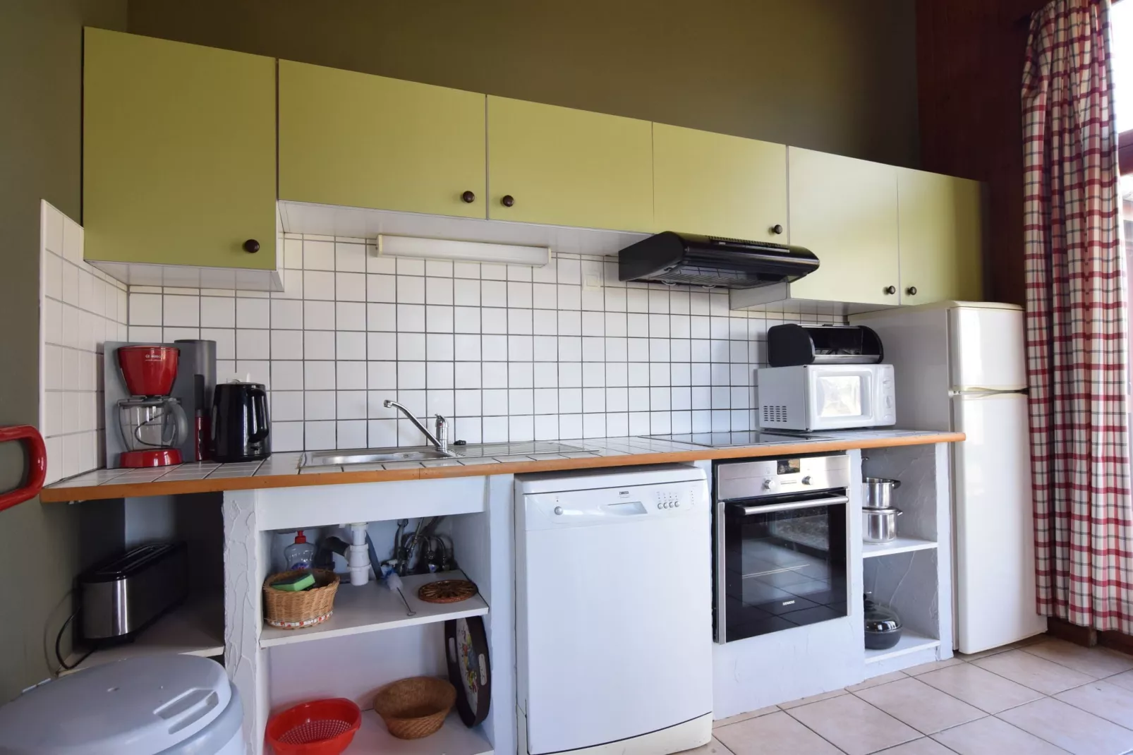 Chalet Alaska-Kitchen