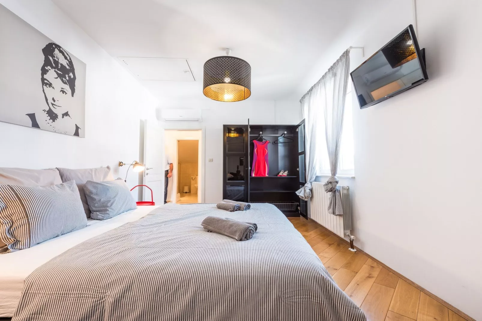 Apartment Marilyn - Two Bedroom Apartment with Terrace and Partial Sea View-Schlafzimmer