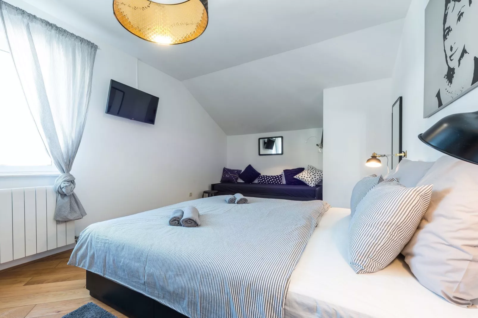 Apartment Marilyn - Two Bedroom Apartment with Terrace and Partial Sea View-Schlafzimmer