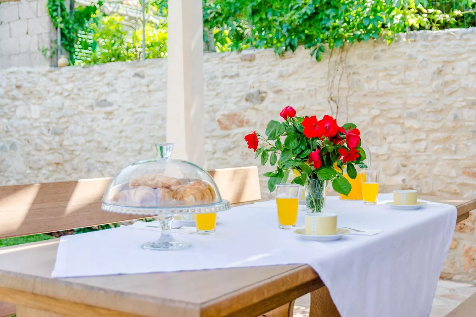 Villa Stone Pearl - Two Bedroom Holiday House with Pool-Salle à manger
