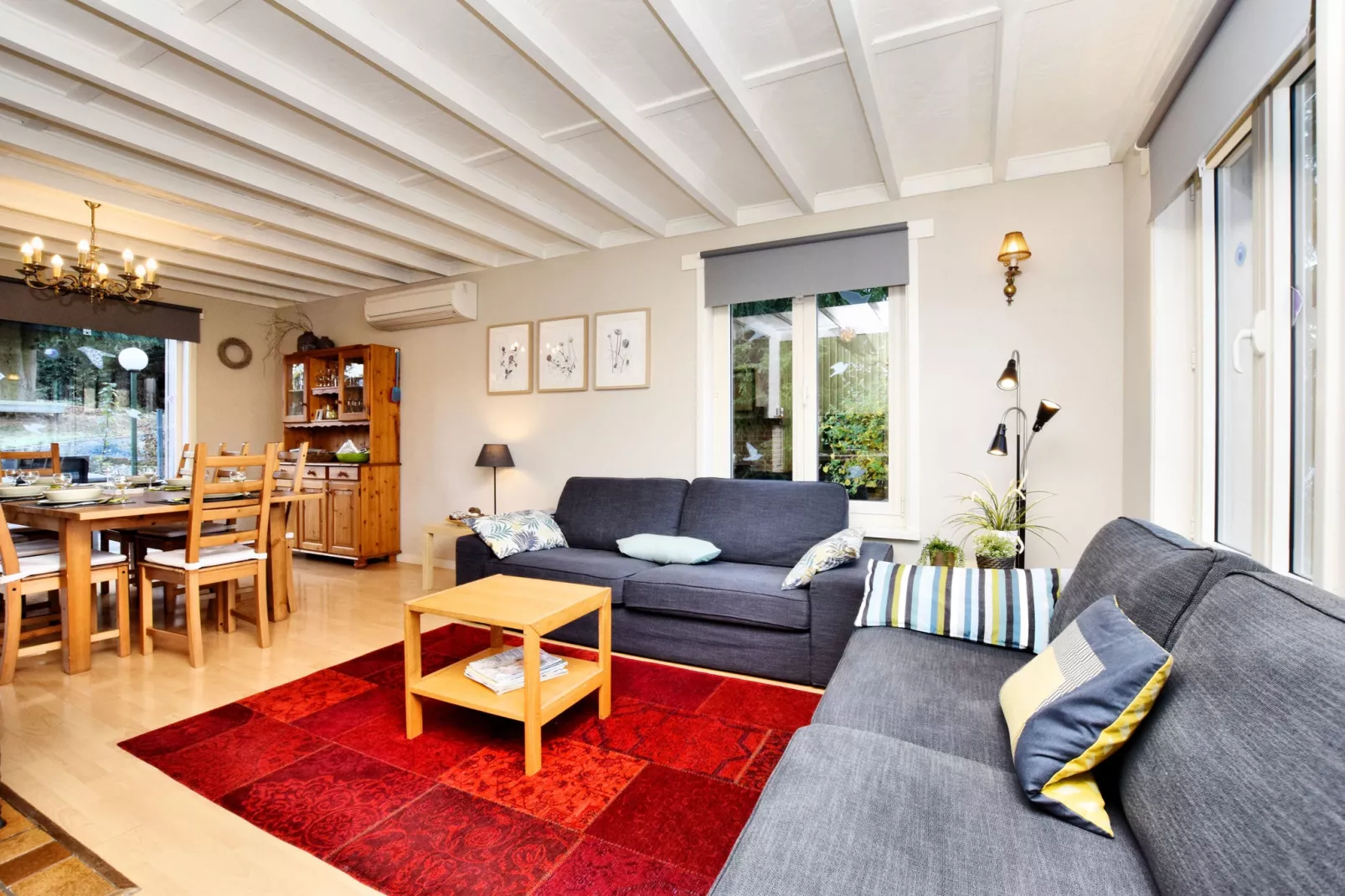 Maison Piérlu-Living room