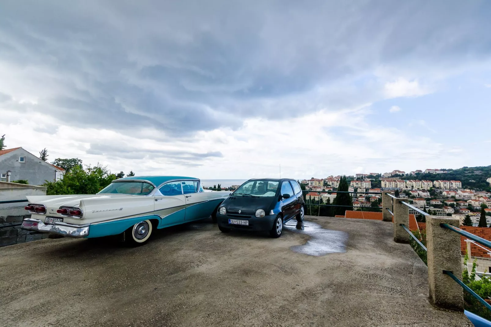 Miracle Apartments - Comfort Studio Apartment with Terrace and City View-Parking