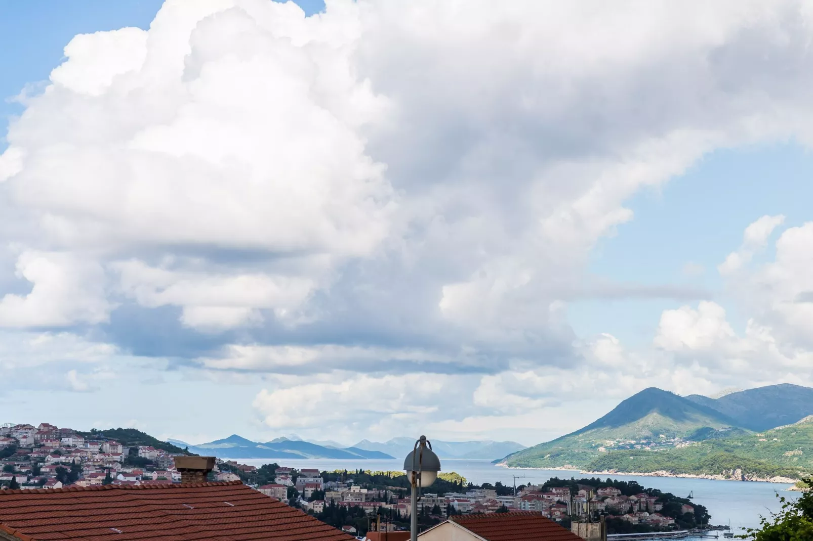 Miracle Apartments - Studio Apartment with Terrace and City View-View