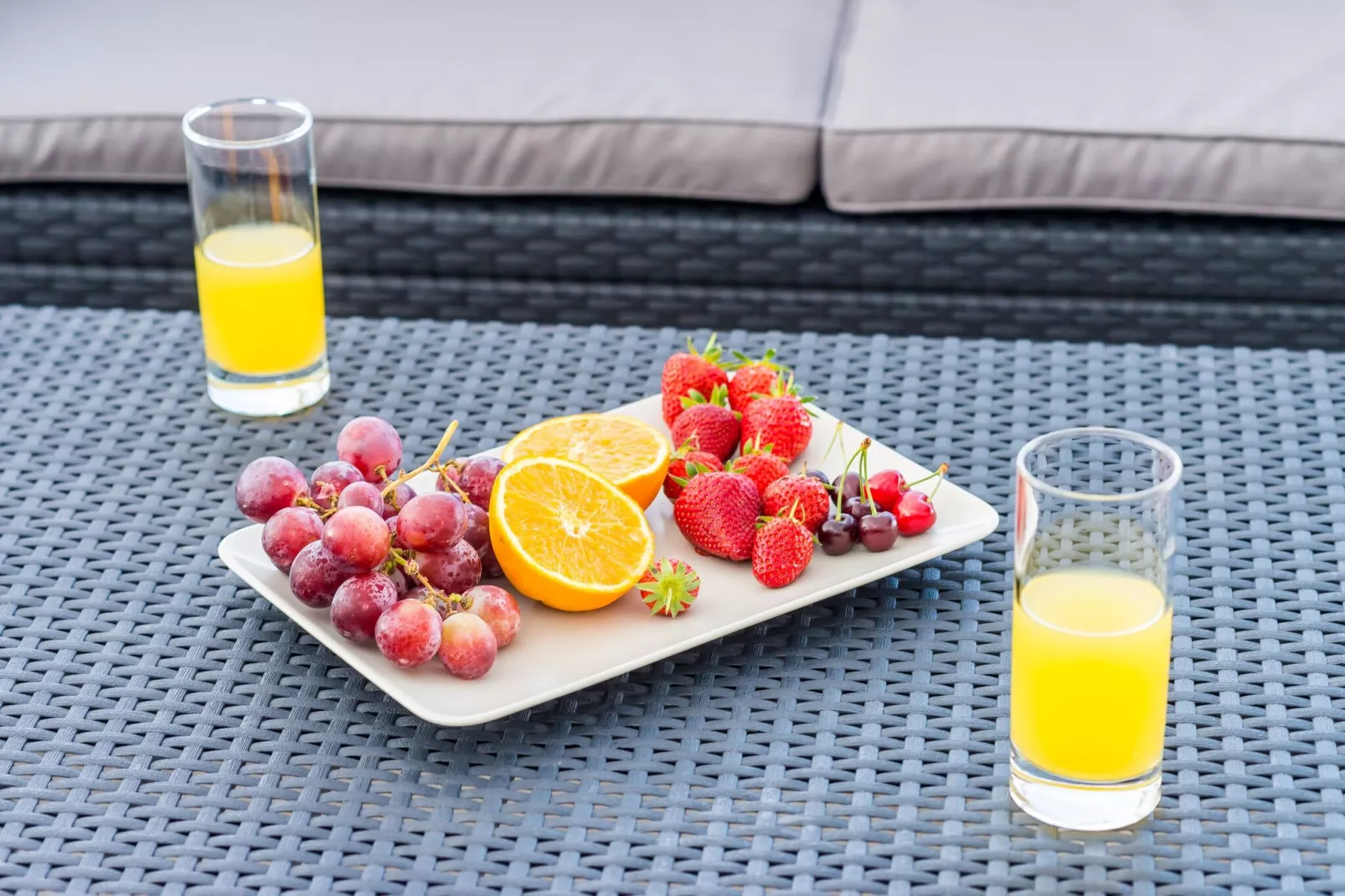 Miracle Apartments - Studio Apartment with Terrace and City View-Terrace