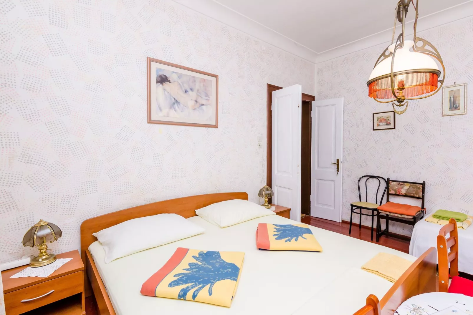 Guest House Ivana -Two Bedroom Apartment with Garden-Bedroom