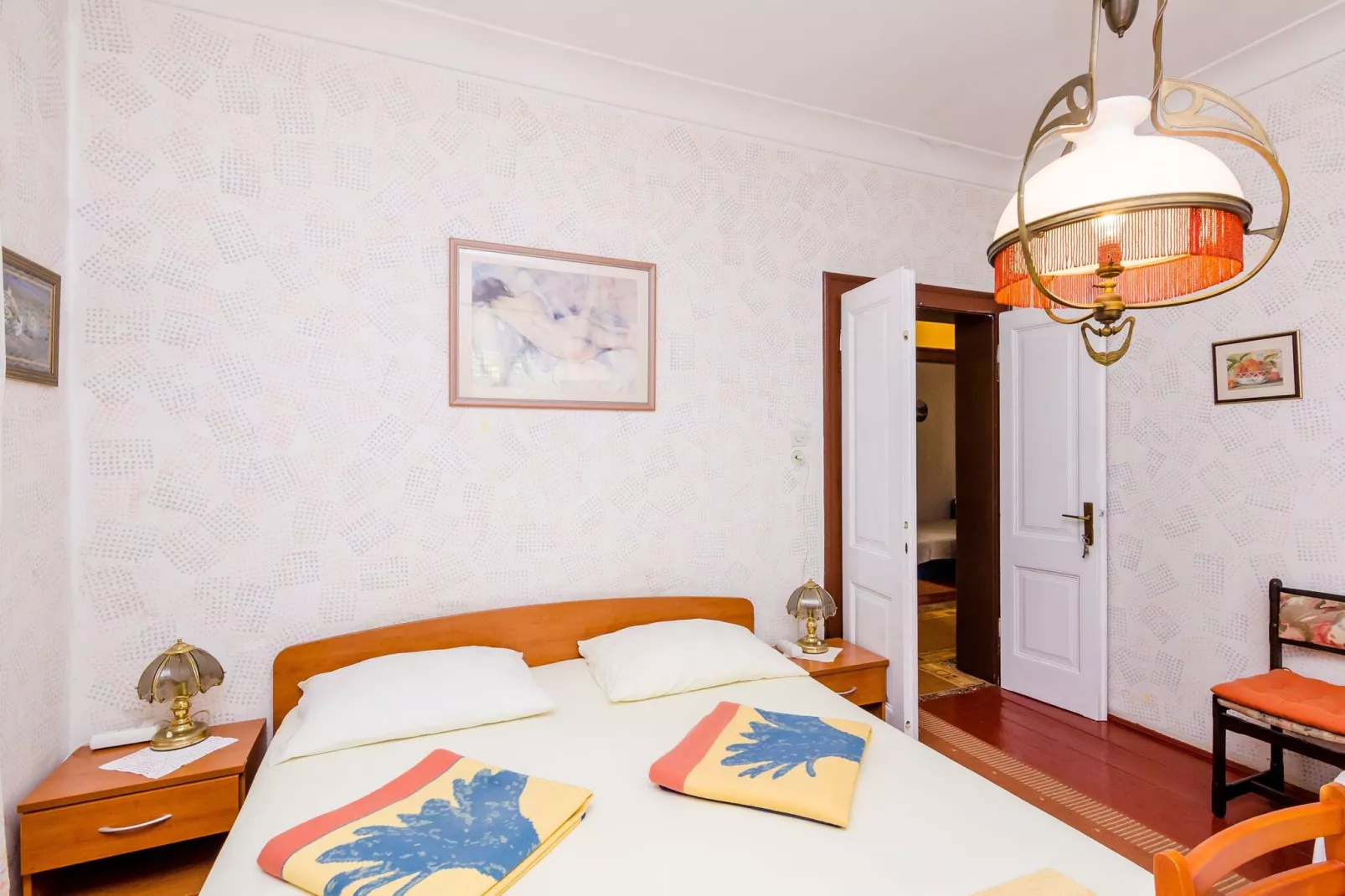 Guest House Ivana -Two Bedroom Apartment with Garden-Bedroom