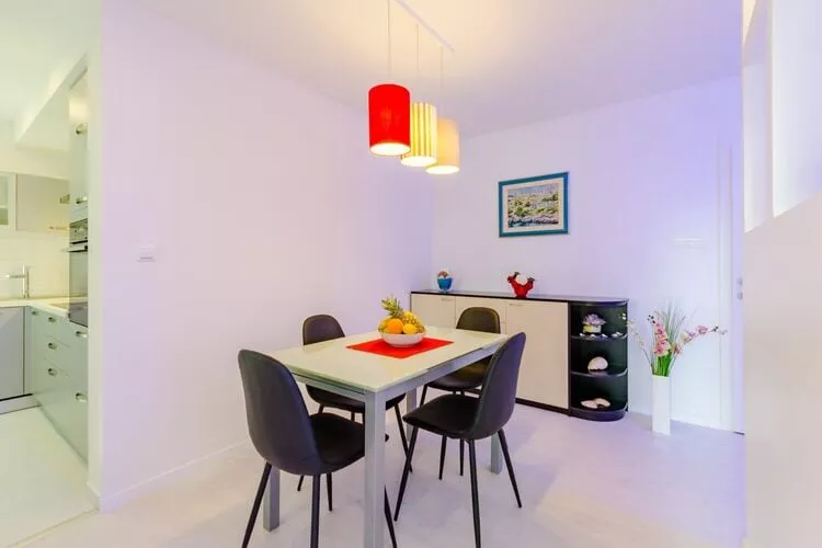 Studio Luce Mala (ST) - Studio with Terrace-Dining room