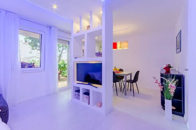 Studio Luce Mala (ST) - Studio with Terrace-Bedroom