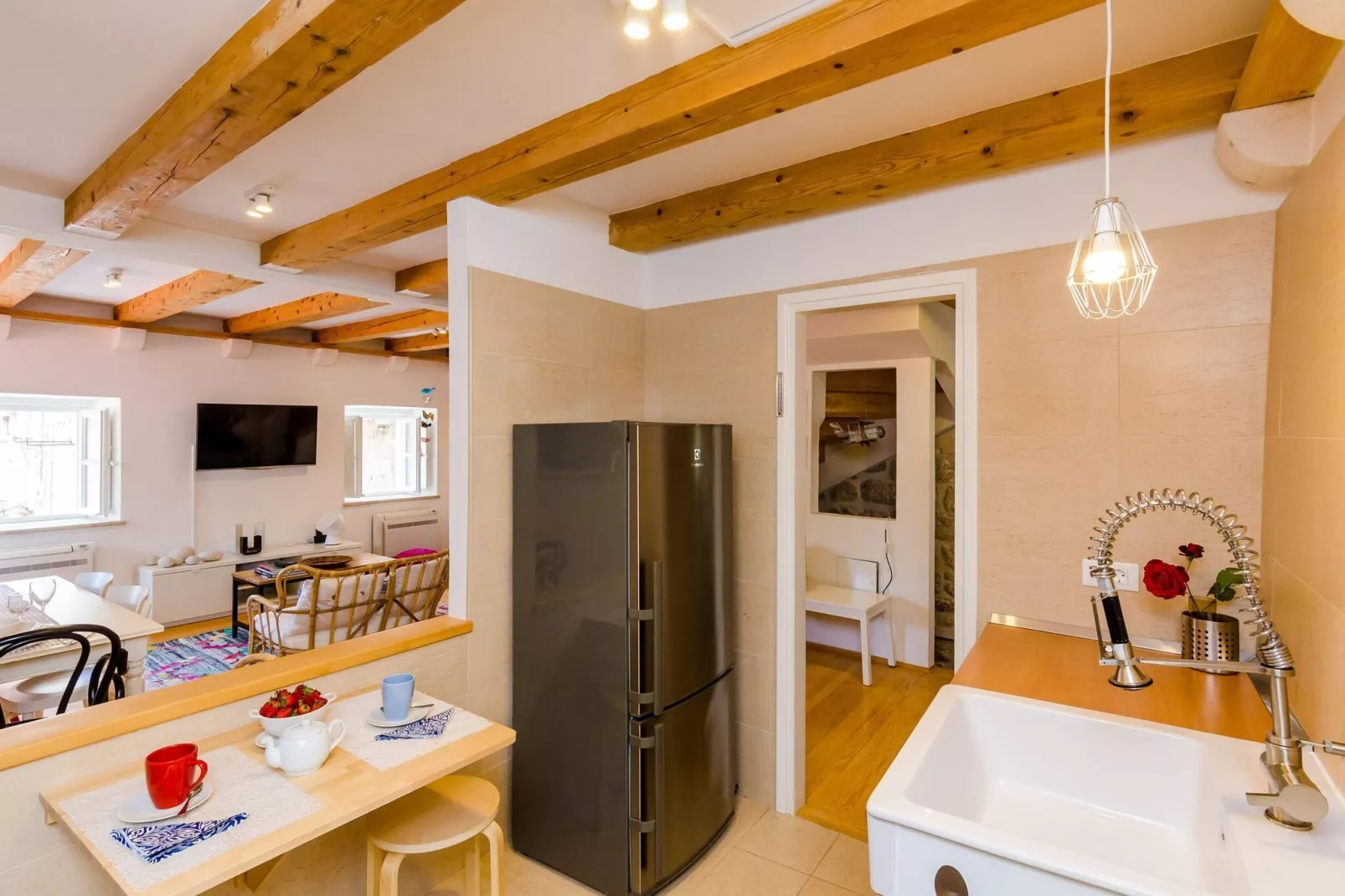 Apartment Domino 18 - Duplex Two Bedroom Apartment with City View-Kitchen