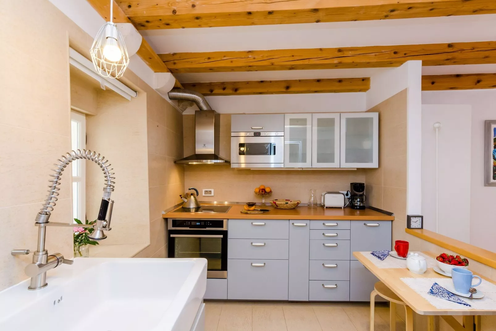 Apartment Domino 18 - Duplex Two Bedroom Apartment with City View-Kitchen