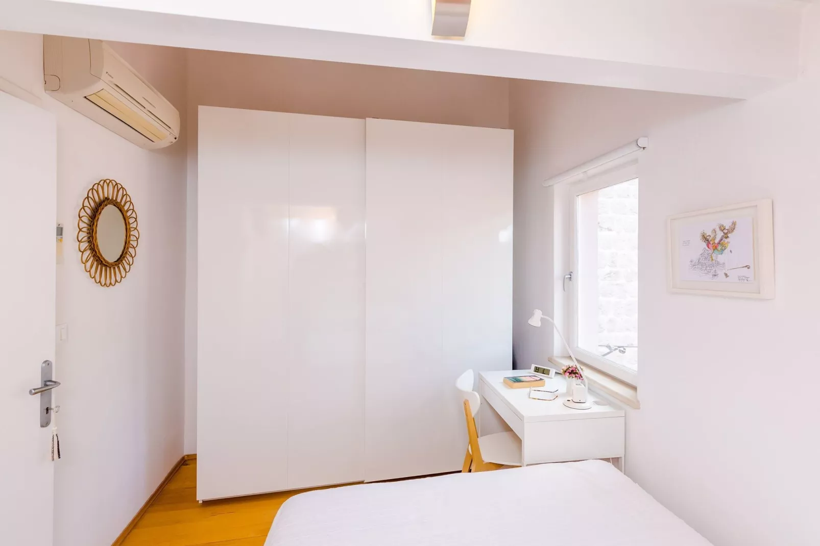 Apartment Domino 18 - Duplex Two Bedroom Apartment with City View-Bedroom