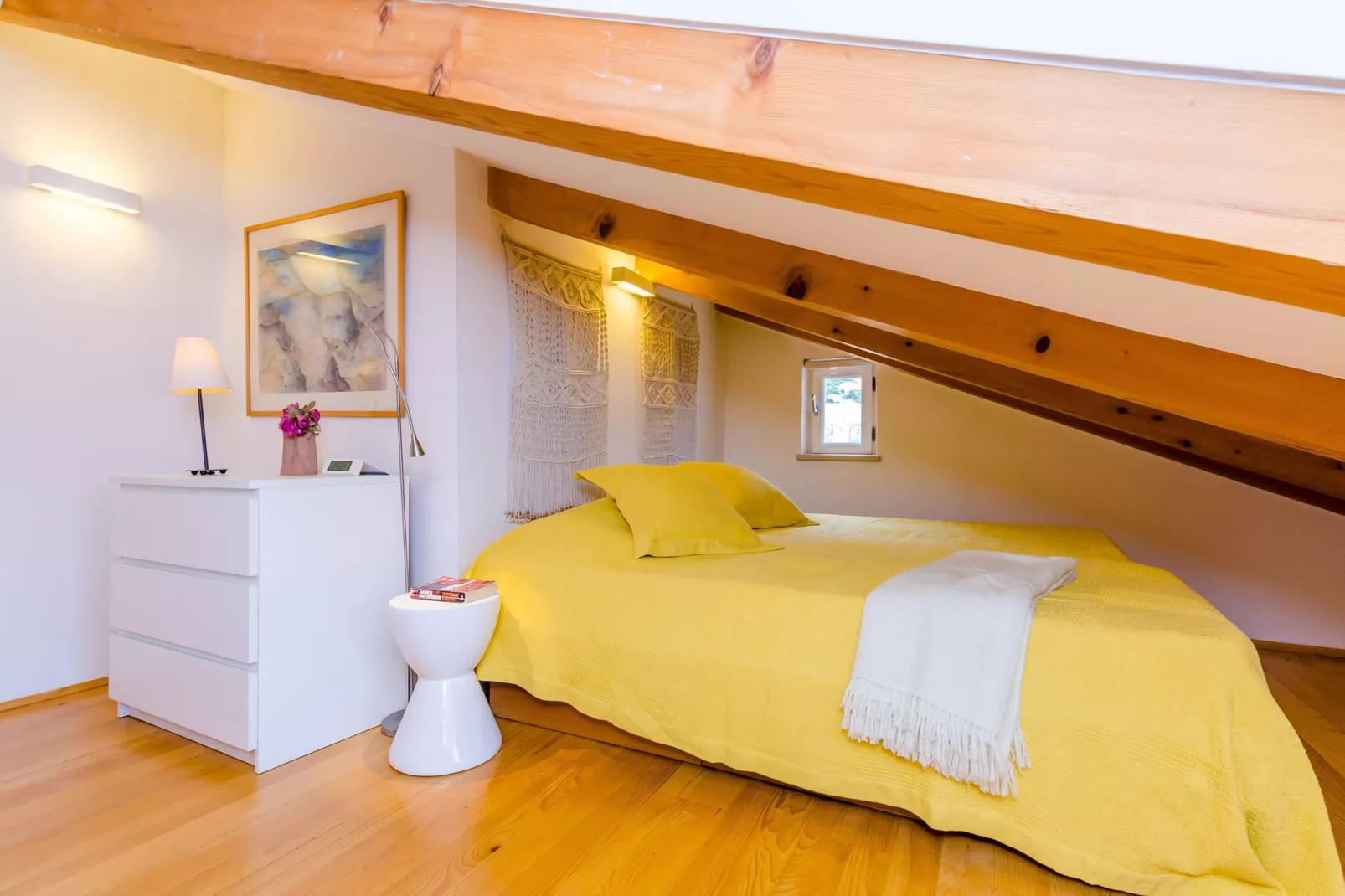 Apartment Domino 18 - Duplex Two Bedroom Apartment with City View-Bedroom