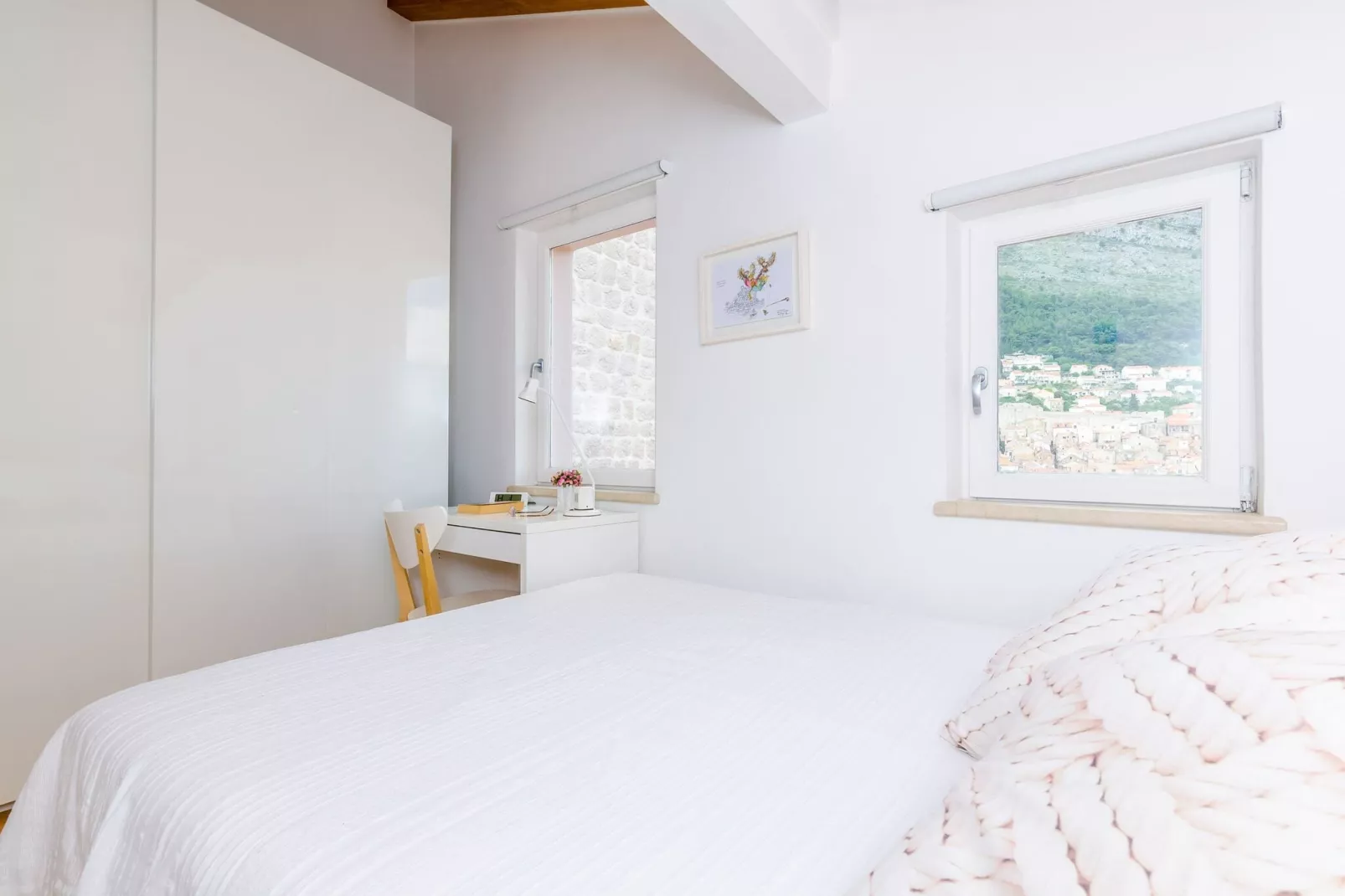 Apartment Domino 18 - Duplex Two Bedroom Apartment with City View-Bedroom
