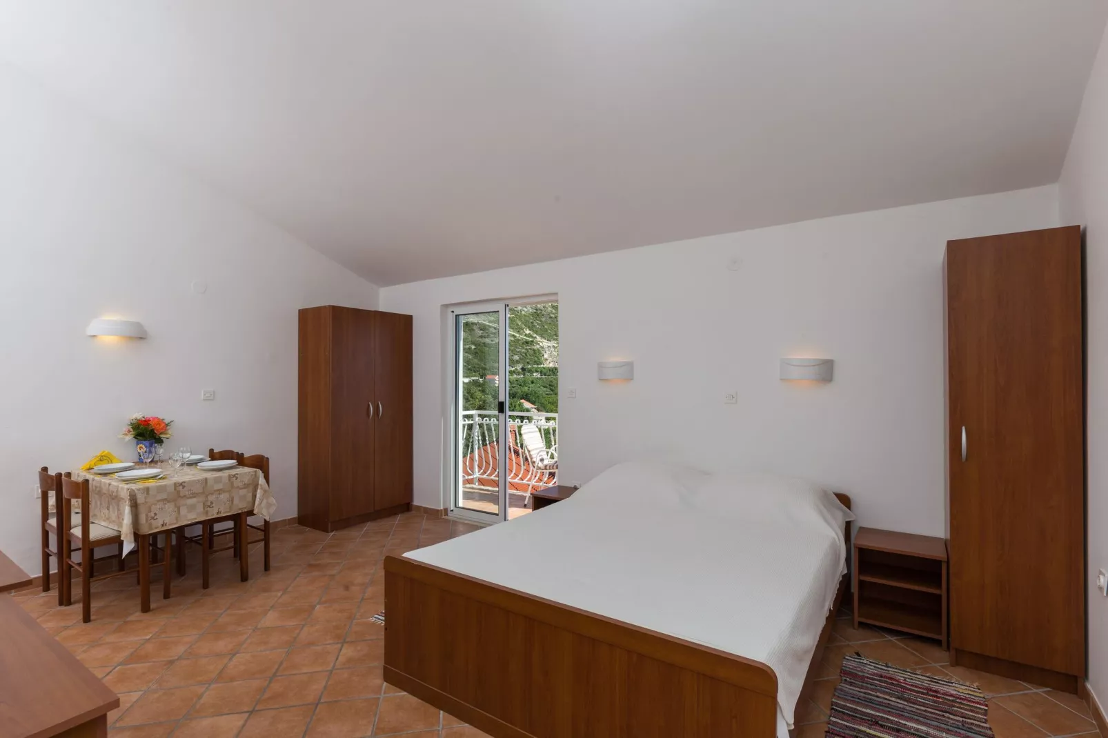Villa Dubravka - Premium One Bedroom Apartment with Balcony and Sea View (Apartman 5)-Living room