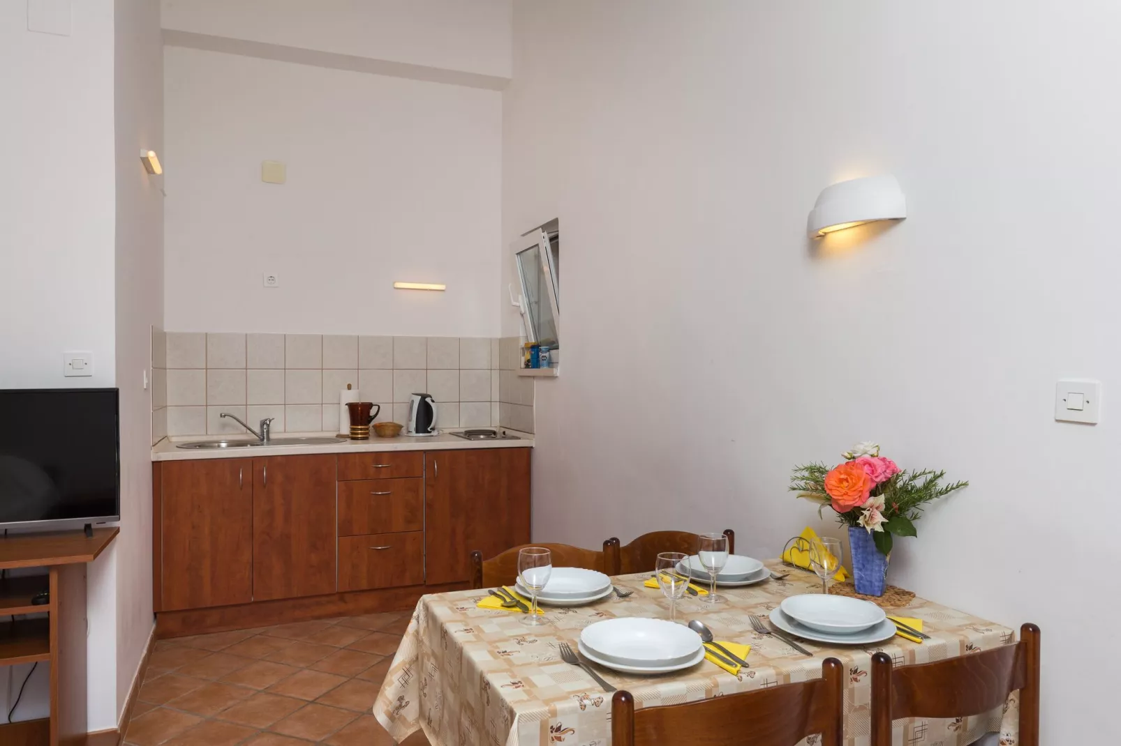 Villa Dubravka - Premium One Bedroom Apartment with Balcony and Sea View (Apartman 5)-Kitchen