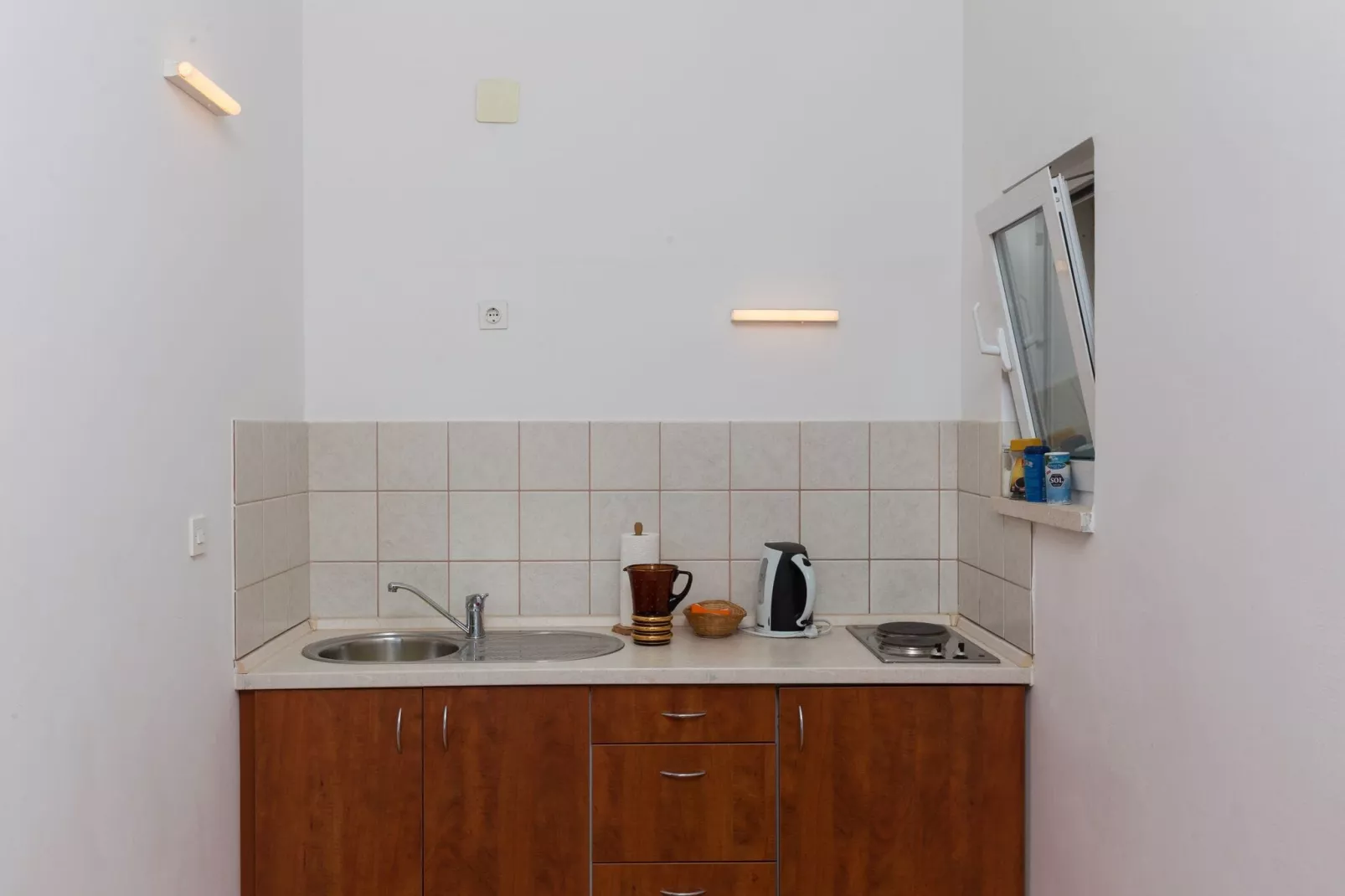 Villa Dubravka - Premium One Bedroom Apartment with Balcony and Sea View (Apartman 5)-Kitchen