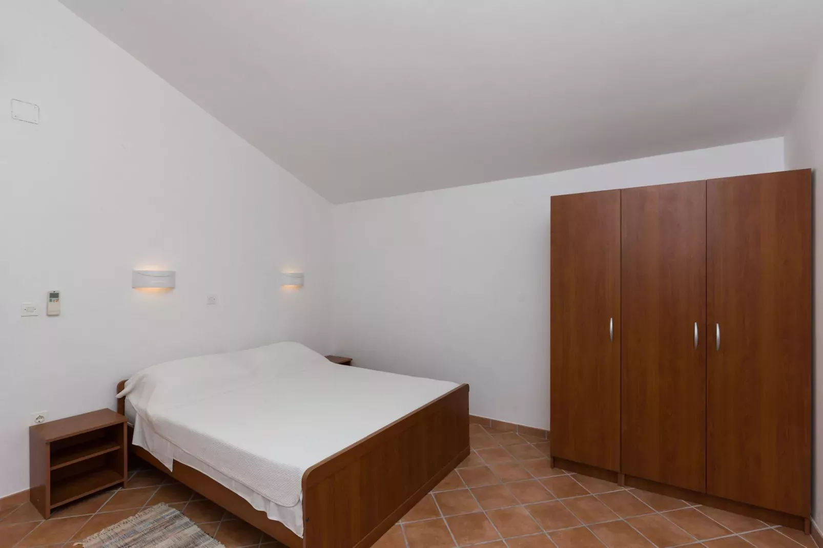 Villa Dubravka - Premium One Bedroom Apartment with Balcony and Sea View (Apartman 5)-Bedroom