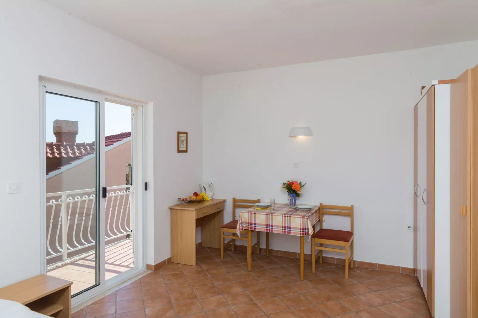 Villa Dubravka - Superior One Bedroom Apartment with Balcony and Sea View (Apartman 6)-Bedroom