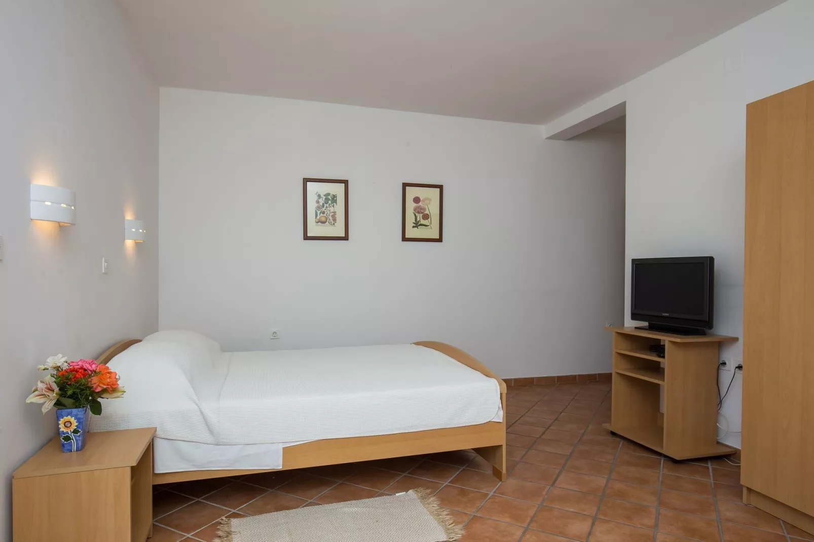 Villa Dubravka - Superior One Bedroom Apartment with Balcony and Sea View (Apartman 6)-Bedroom
