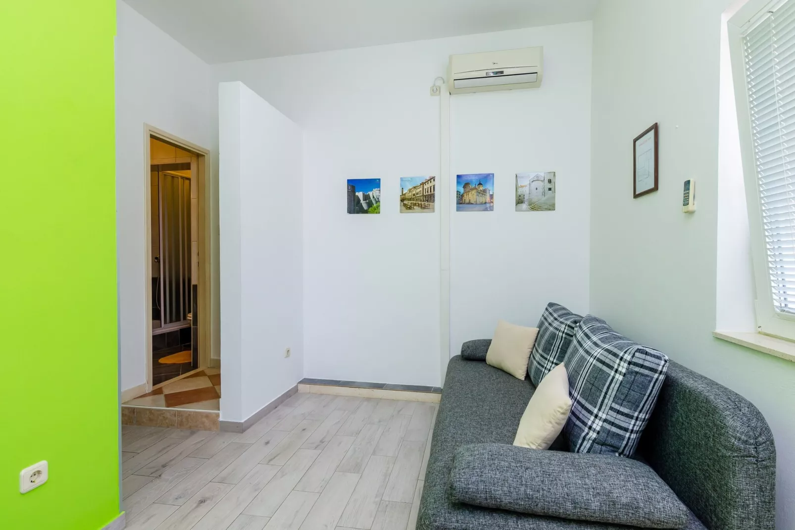 Apartments Mali Paradiso - One Bedroom Apartment with Terrace and Pool View(A3)-Indoor