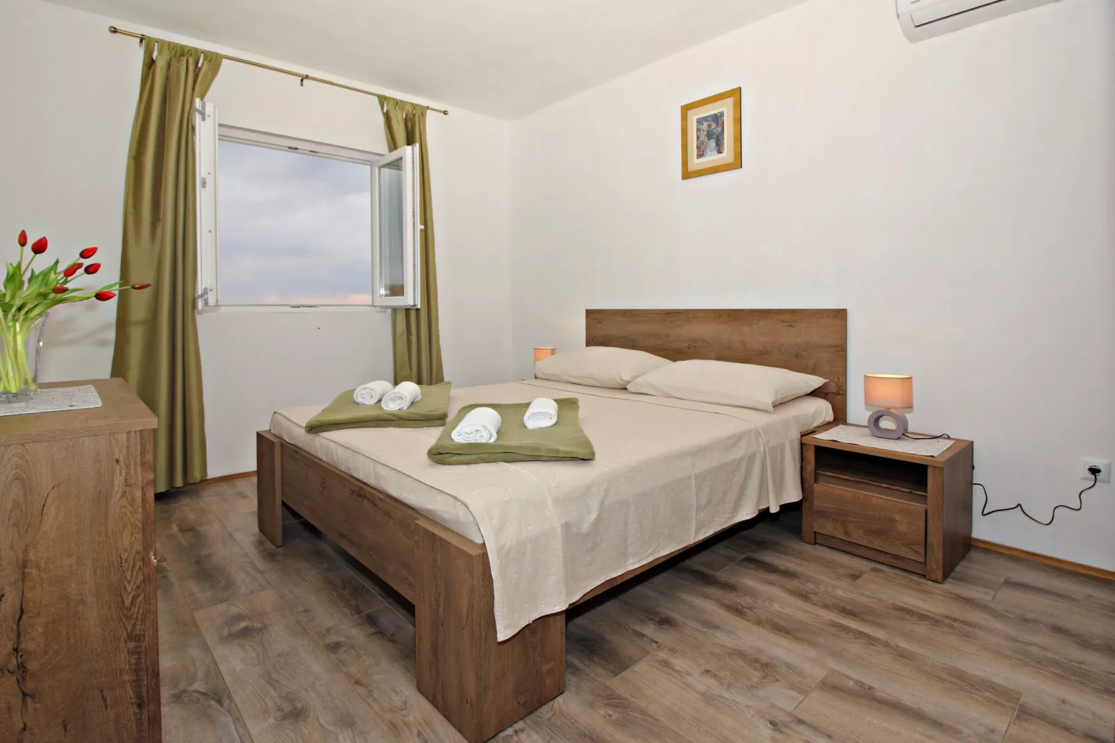 Apartment Milenka - Four Bedroom Apartment with Terrace-Bedroom