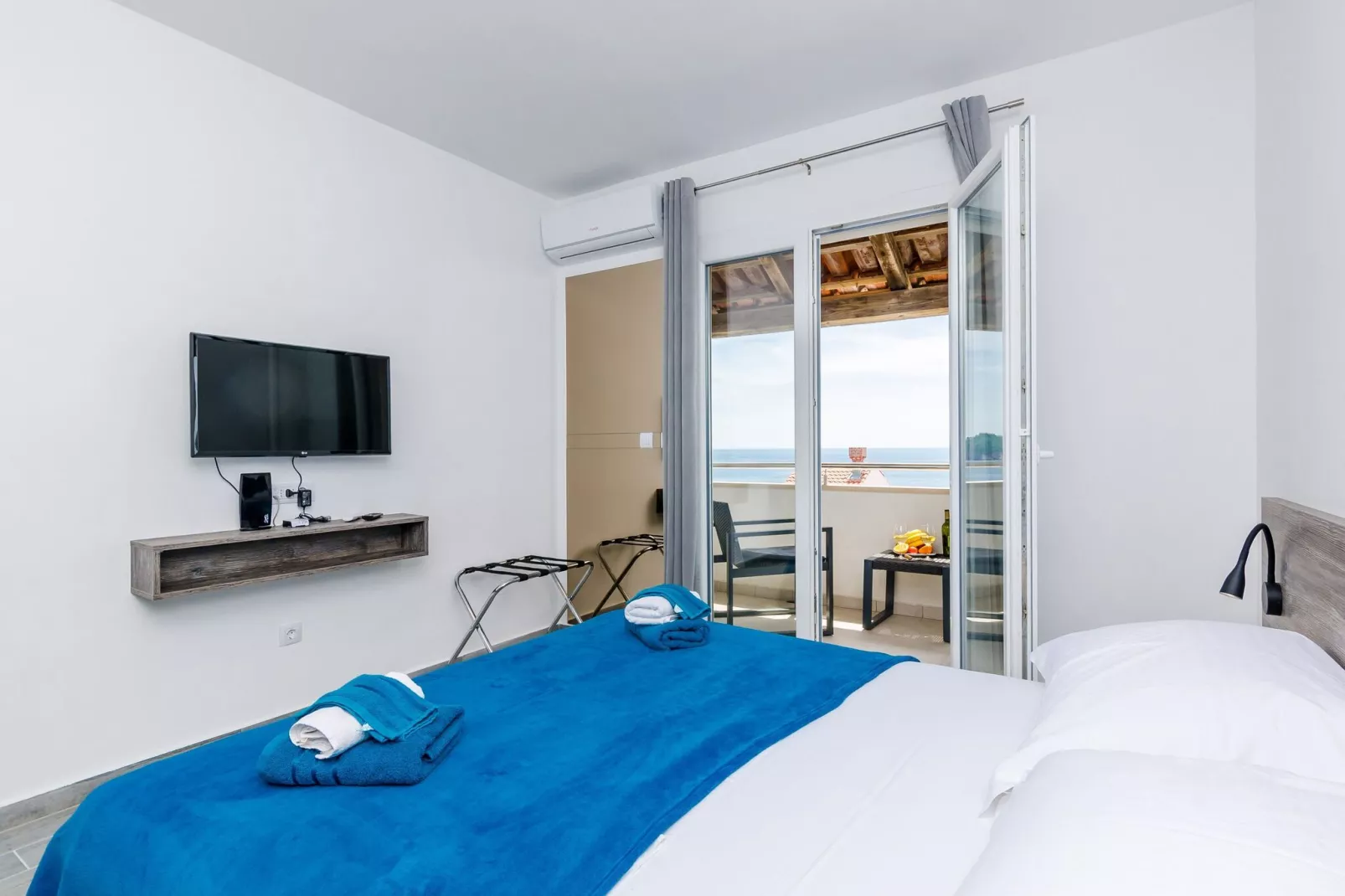 Apartment Petra 14 - Studio Apartment with Balcony and Sea View-Chambre