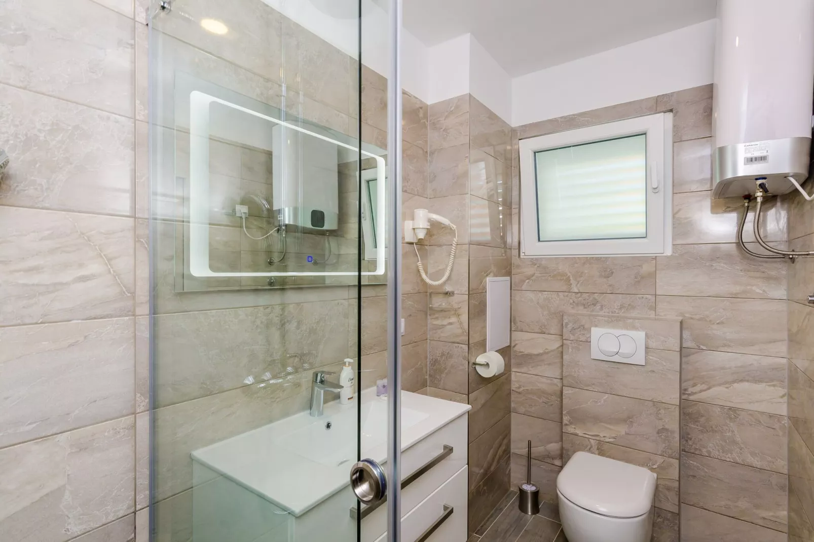 Apartment Petra 14 - Studio Apartment with Balcony and Sea View-Salle de bain