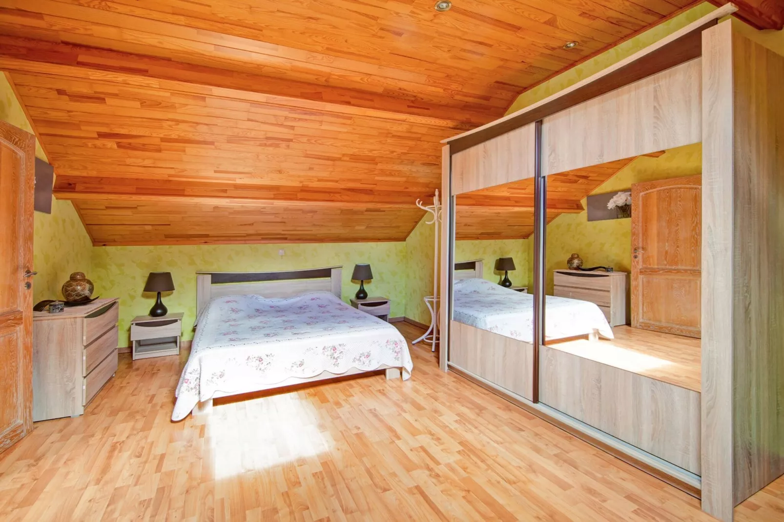 Le Meheret-Bedroom