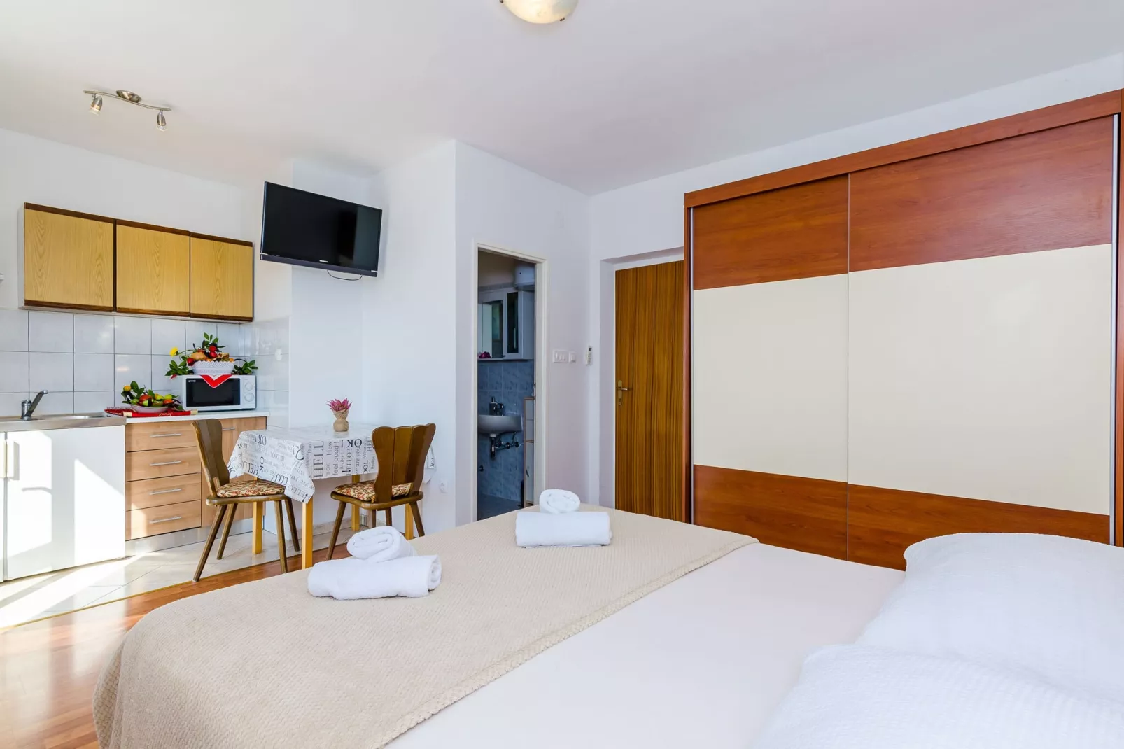 Apartments Cypress Sea Cove - Comfort Studio Apartment with Balcony and Sea View (A1)-Indoor
