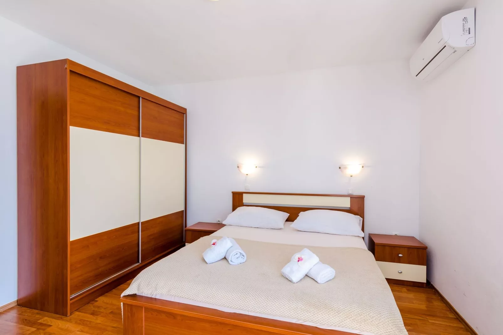 Apartments Cypress Sea Cove - Comfort Studio Apartment with Balcony and Sea View (A1)-Indoor