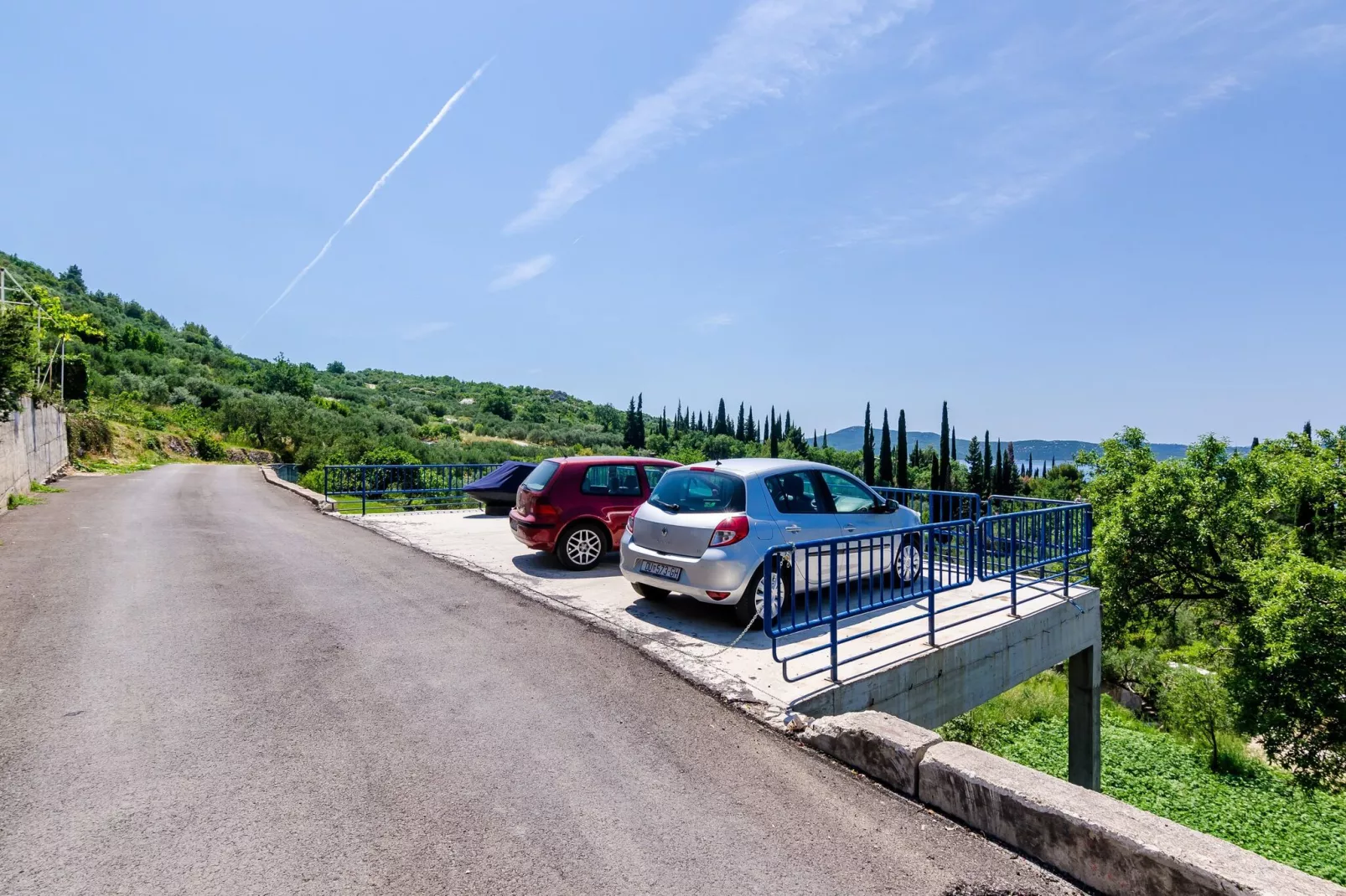 Apartments Cypress Sea Cove - Comfort Studio Apartment with Balcony and Sea View (A1)-Parking